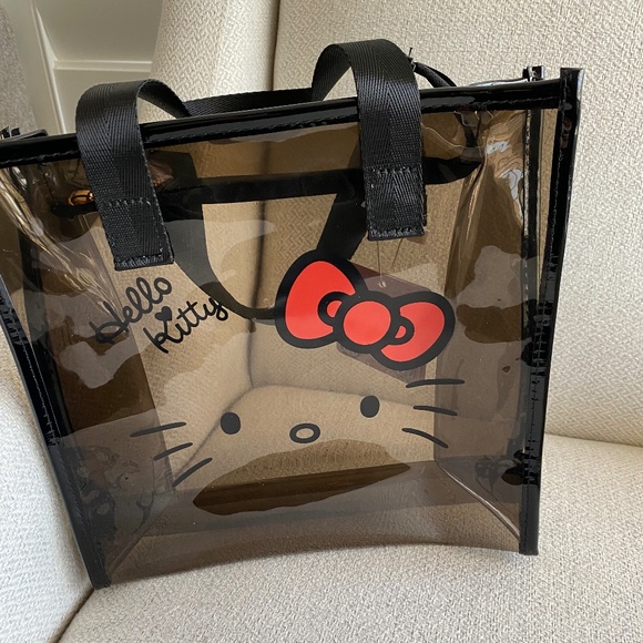 NWT Sanrio Hello Kitty Make Up Bag - Picture 3 of 7